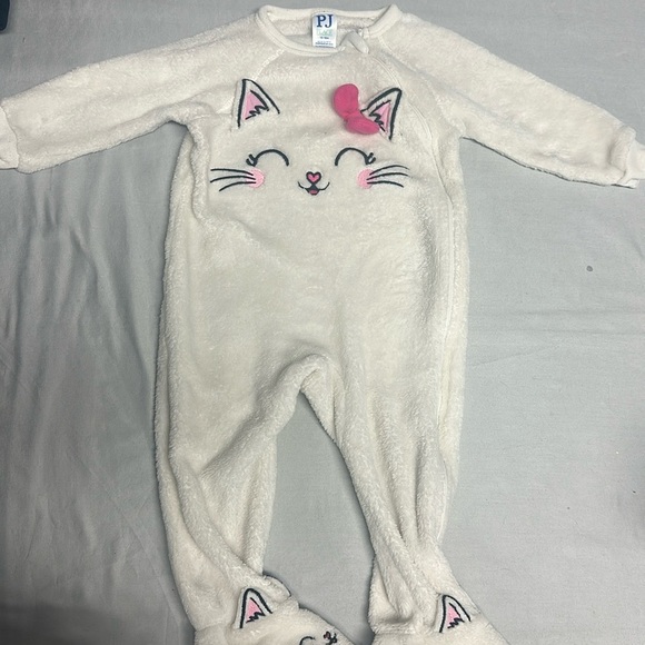 PJ Place - NWT - White and Pink Cat Footies Cozy One Piece romper - Picture 1 of 5